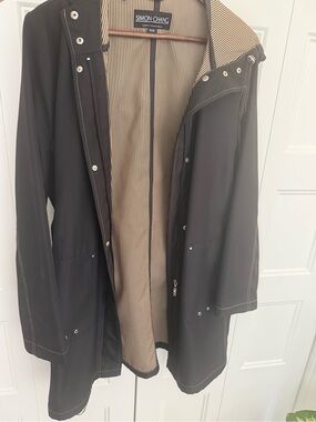 Simon Chang Black Hooded Wind/Raincoat